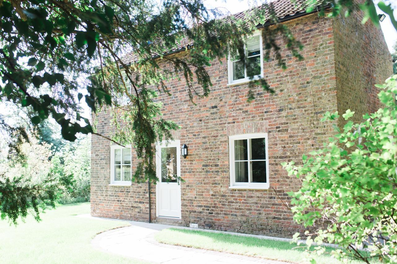 Saltmarshe Hall ภายนอก รูปภาพ